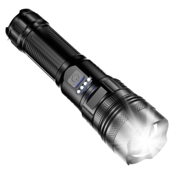 Está equipado con un diodo XHP50 con una potencia luminosa de enfoque con un alcance de haz de más de 300m